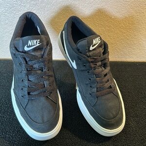 Nike GTS 16 TXT 840306-010 Women's Black/White Sneaker Shoes Size US 9.5